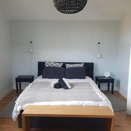 Colin, La Tete Dans Les Bois, A Deux Pas De La Mer, Classee 4 Etoiles *