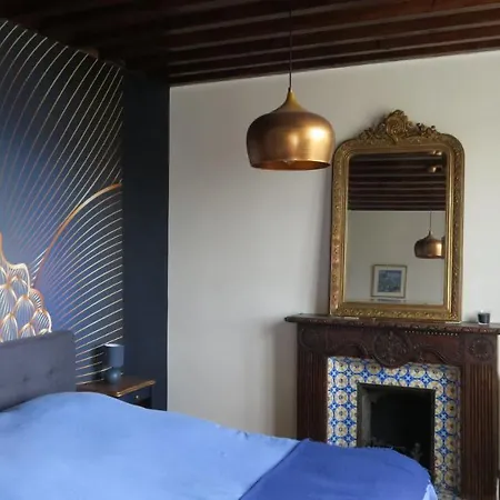 Colin, La Tête Dans Les Bois, à Deux Pas De La Mer, Classée 4 étoiles Hébergement de vacances